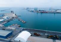 El puerto comercial ha movido 5.415.834 toneladas hasta noviembre y supone un descenso del 16,90%